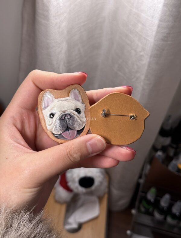 Pet leather carving